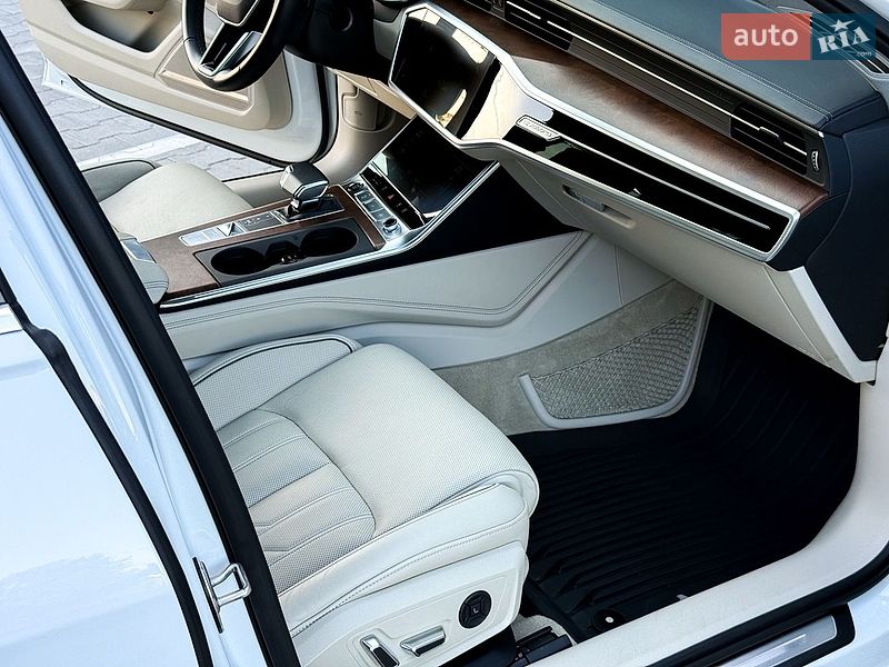 Седан Audi A6 2022 в Білій Церкві