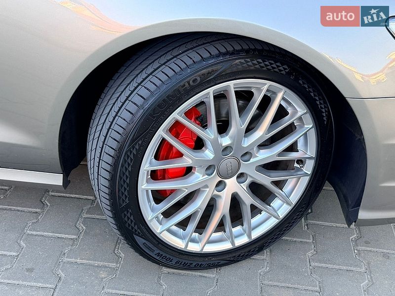 Седан Audi A6 2015 в Одессе