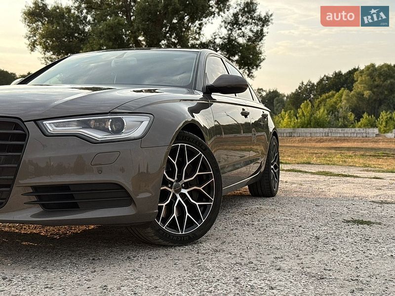 Седан Audi A6 2011 в Киеве