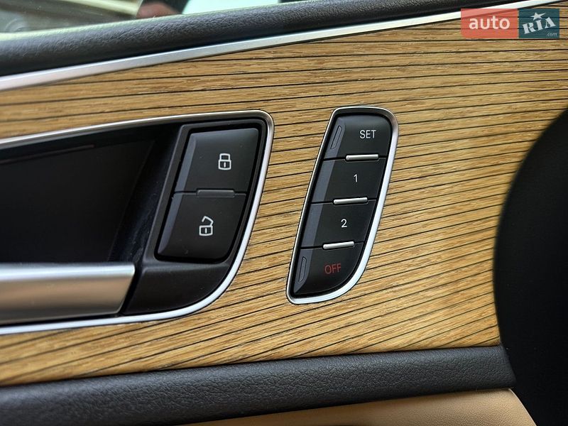 Седан Audi A6 2011 в Киеве