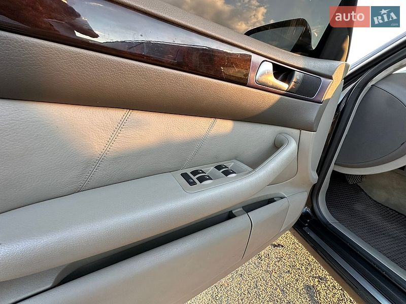 Універсал Audi A6 2003 в Львові фото 34 Універсал Audi A6 2003 в Львові