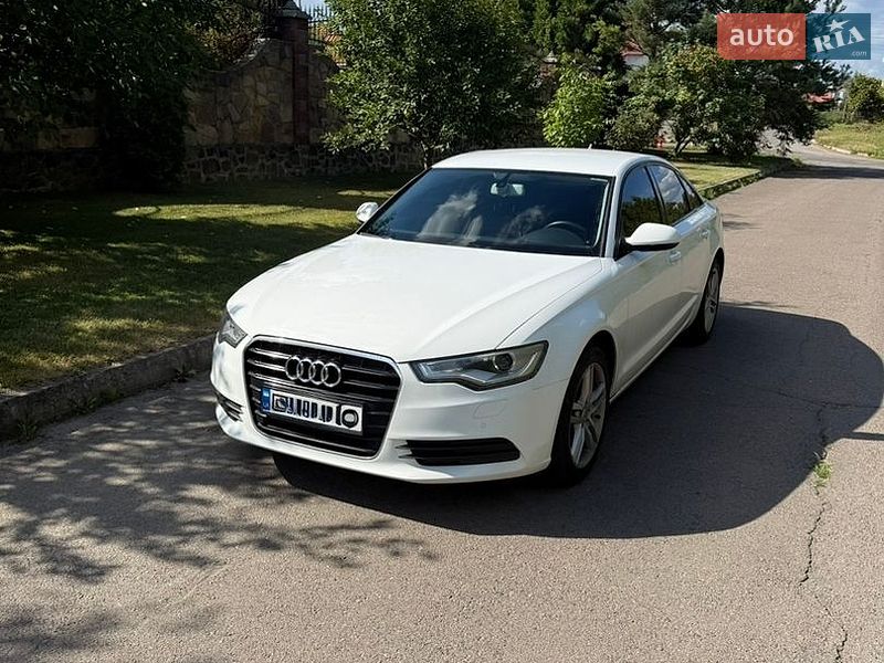 Седан Audi A6 2012 в Ровно