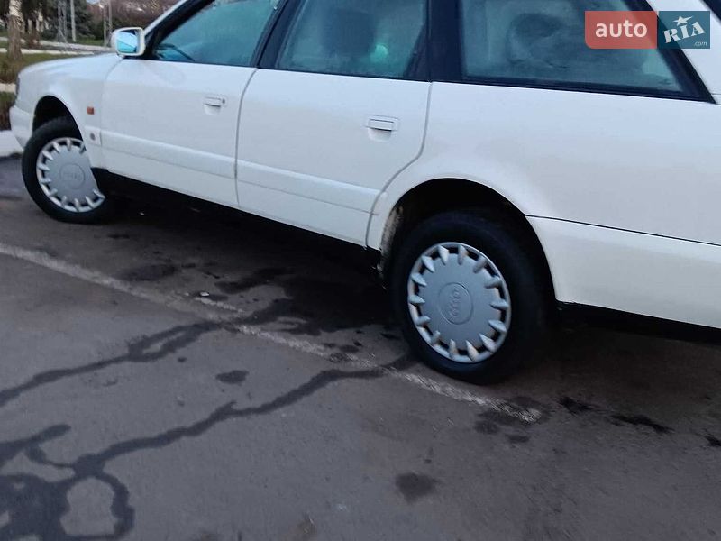 Універсал Audi A6 1996 в Ярмолинцях
