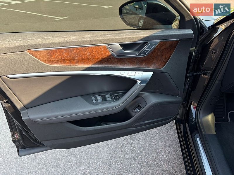 Седан Audi A6 2020 в Ровно