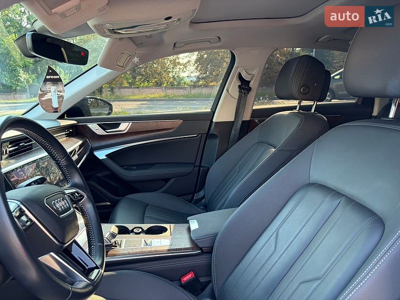 Седан Audi A6 2020 в Ровно
