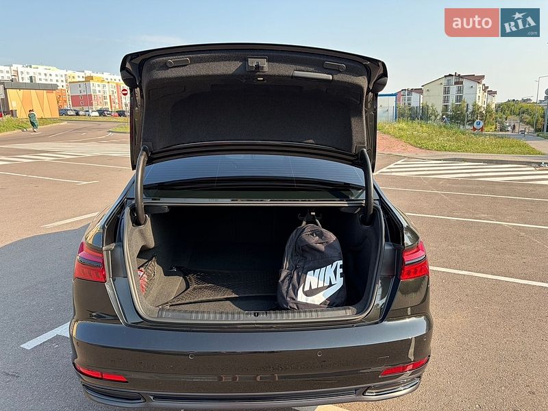 Седан Audi A6 2020 в Ровно
