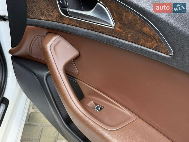 Седан Audi A6 2012 в Ровно