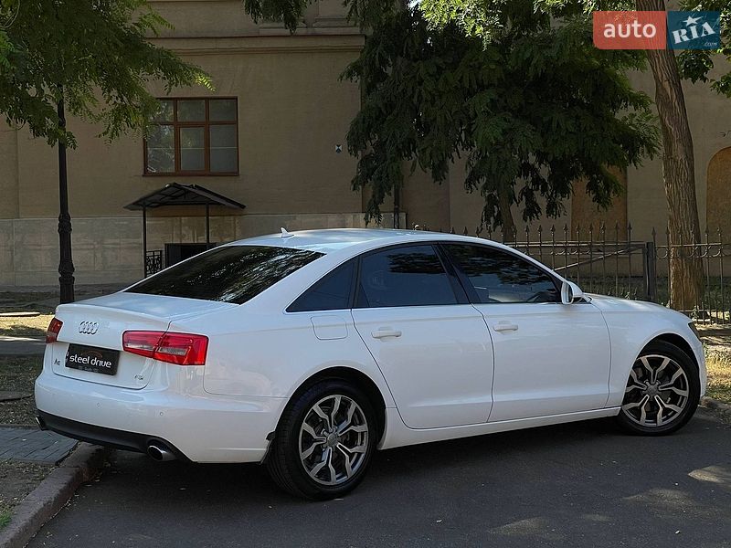Седан Audi A6 2011 в Николаеве