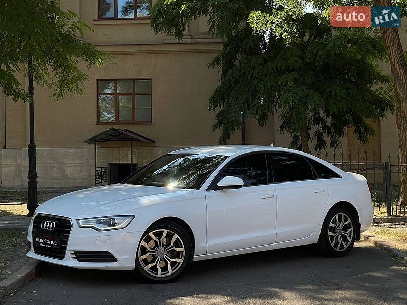Седан Audi A6 2011 в Николаеве