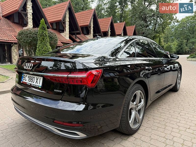 Седан Audi A6 2023 в Львове