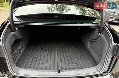 Седан Audi A6 2023 в Львове
