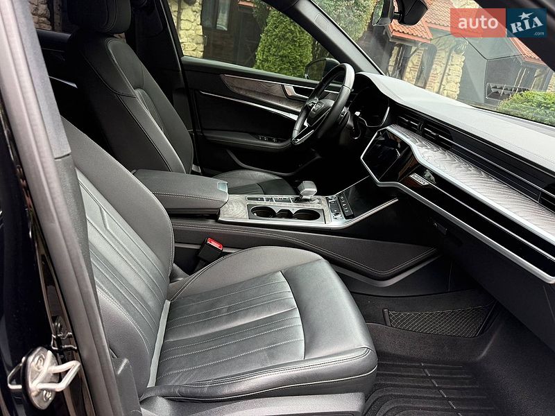Седан Audi A6 2023 в Львове