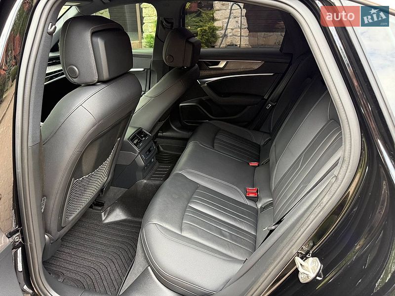 Седан Audi A6 2023 в Львове