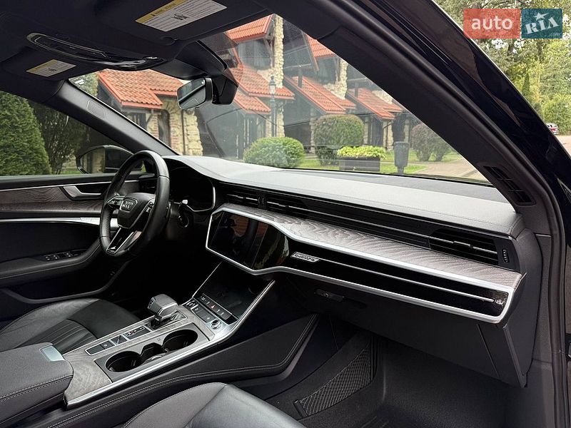 Седан Audi A6 2023 в Львові