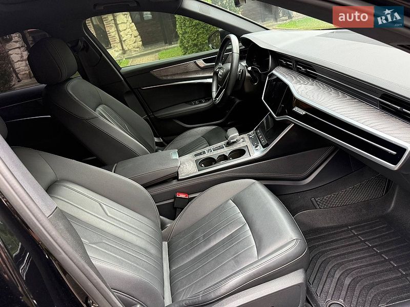 Седан Audi A6 2023 в Львове