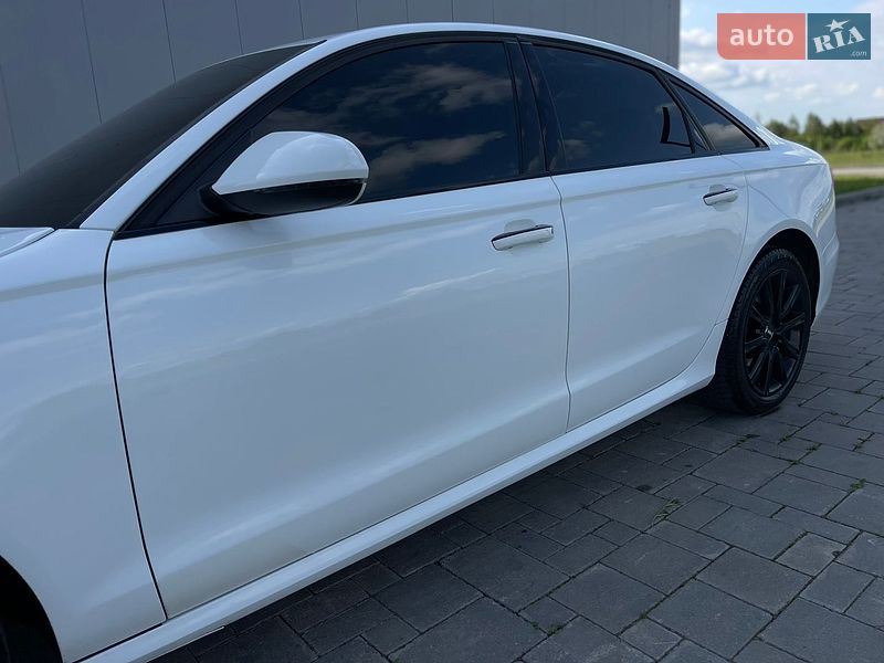 Седан Audi A6 2014 в Рівному