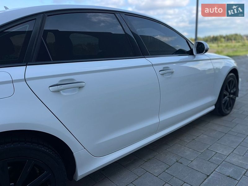 Седан Audi A6 2014 в Рівному