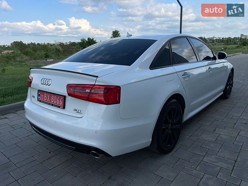 Седан Audi A6 2014 в Рівному