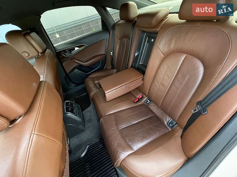 Седан Audi A6 2014 в Рівному