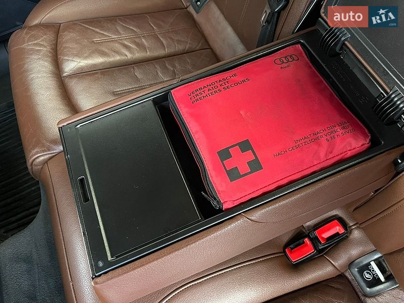 Седан Audi A6 2014 в Рівному