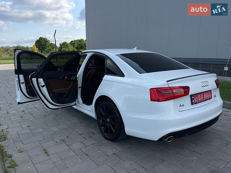Седан Audi A6 2014 в Рівному