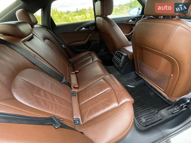 Седан Audi A6 2014 в Рівному