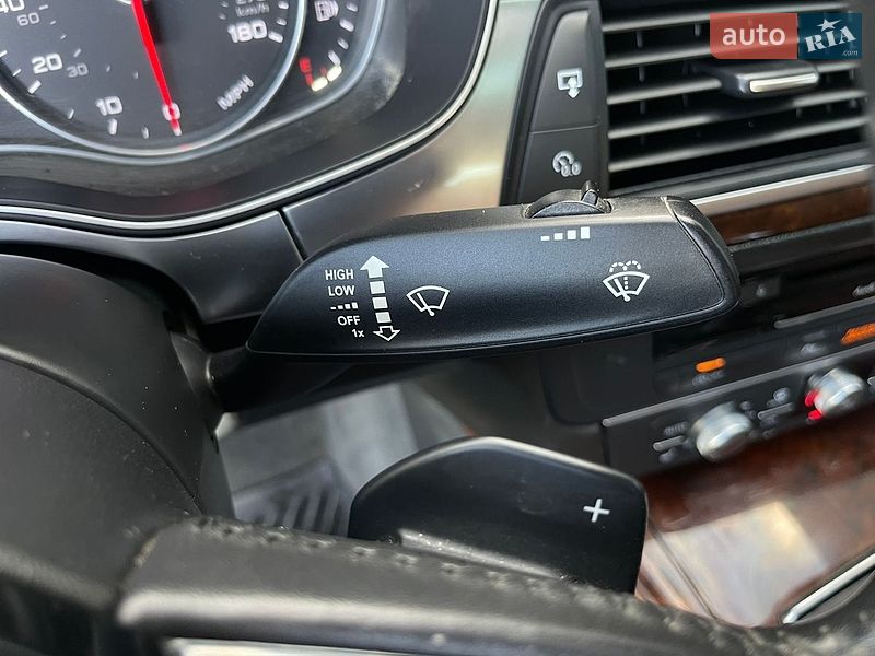 Седан Audi A6 2014 в Рівному