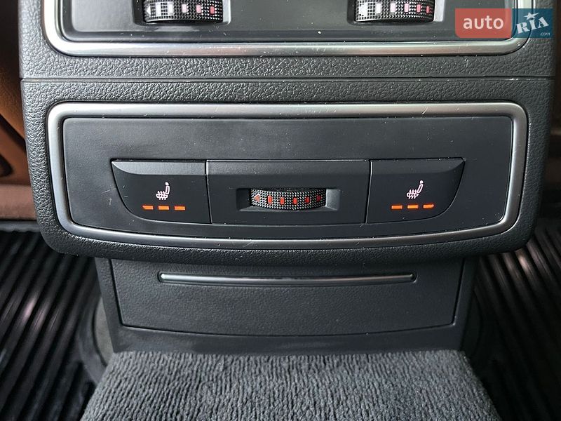 Седан Audi A6 2014 в Рівному