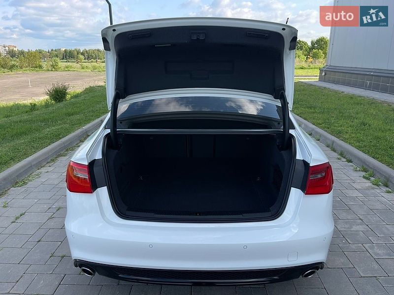 Седан Audi A6 2014 в Рівному
