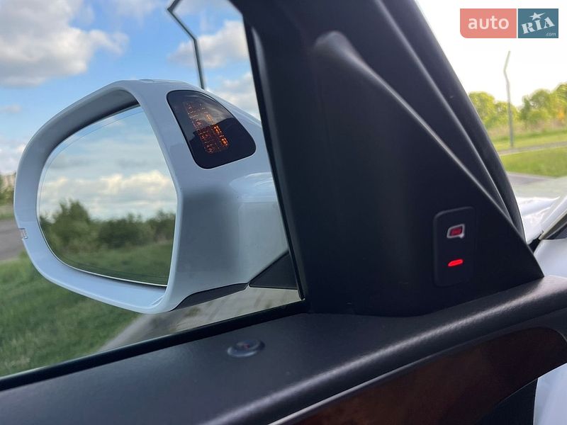 Седан Audi A6 2014 в Рівному