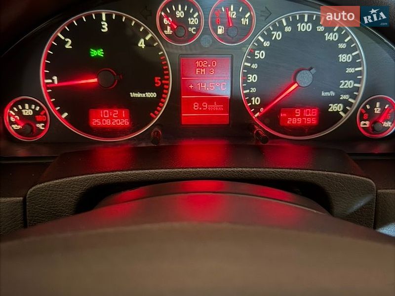 Седан Audi A6 2002 в Любомле
