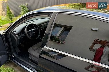 Седан Audi A6 2002 в Любомле