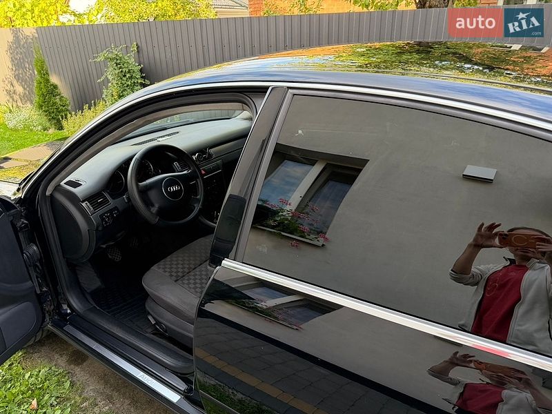 Седан Audi A6 2002 в Любомле