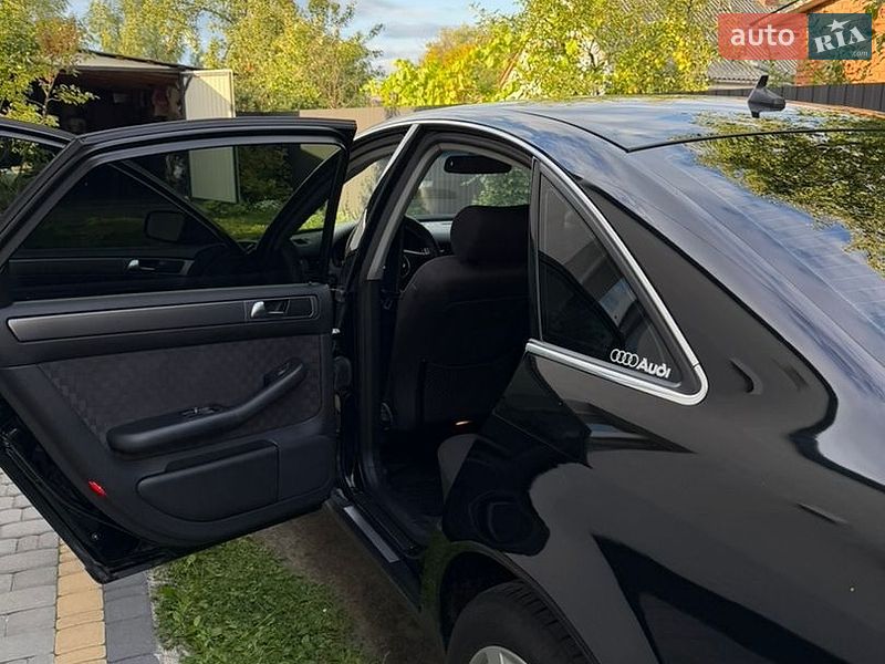 Седан Audi A6 2002 в Любомле