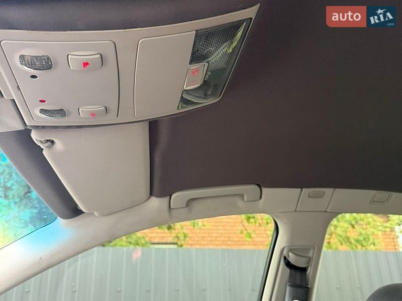 Седан Audi A6 2002 в Любомле