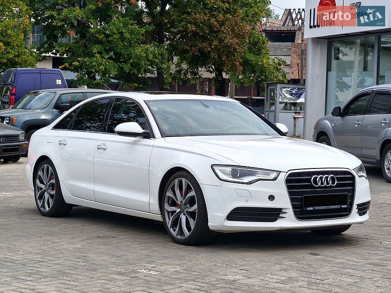 Седан Audi A6 2014 в Дніпрі