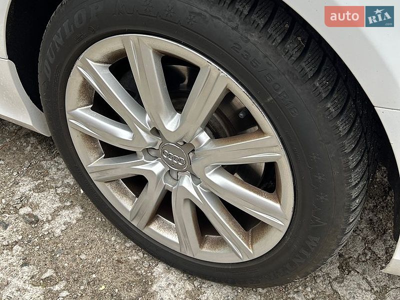 Седан Audi A6 2012 в Дніпрі