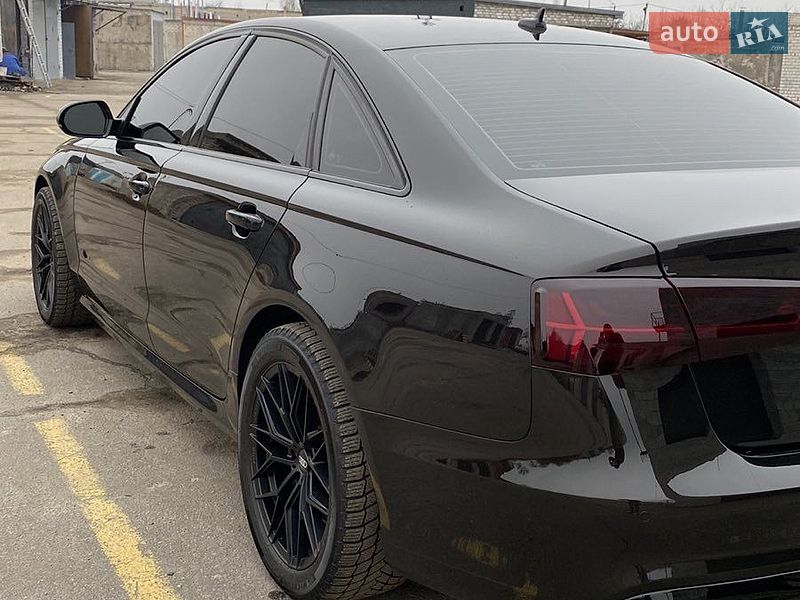 Седан Audi A6 2012 в Харкові