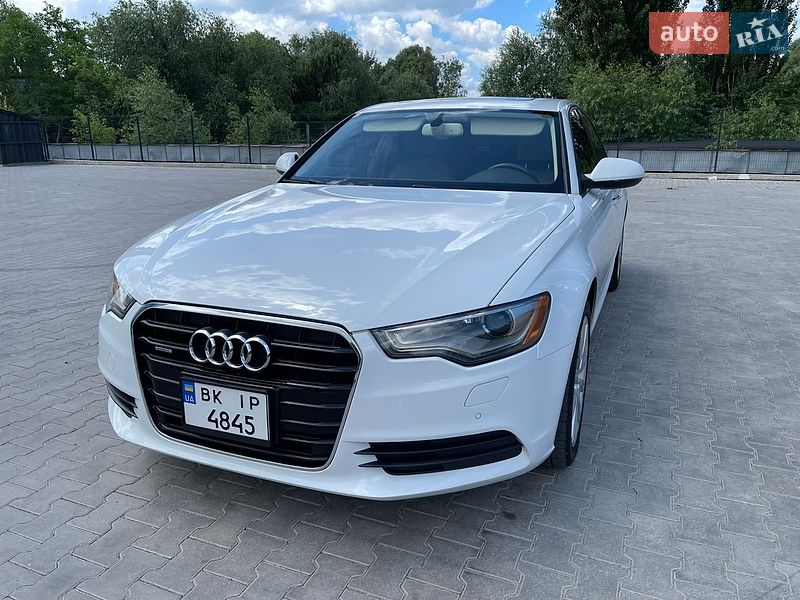 Седан Audi A6 2014 в Ровно