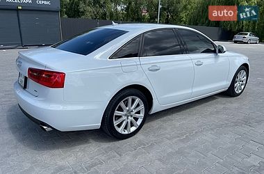 Седан Audi A6 2014 в Ровно