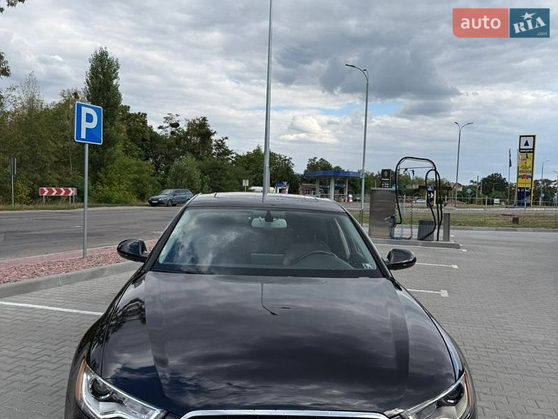 Седан Audi A6 2014 в Києві