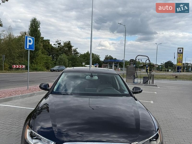 Седан Audi A6 2014 в Києві