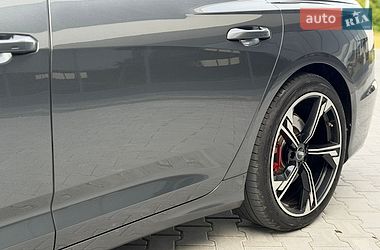 Седан Audi A6 2019 в Чернівцях