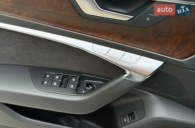 Седан Audi A6 2019 в Чернівцях