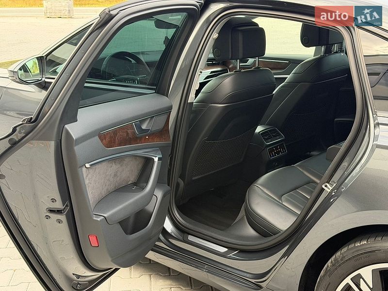 Седан Audi A6 2019 в Чернівцях