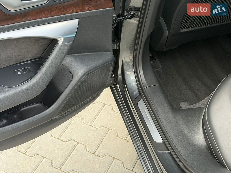 Седан Audi A6 2019 в Чернівцях