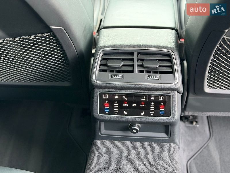 Седан Audi A6 2019 в Чернівцях