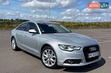Седан Audi A6 2012 в Ровно