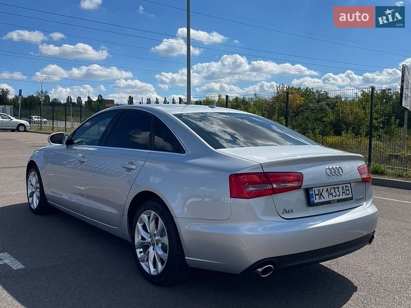 Седан Audi A6 2012 в Ровно
