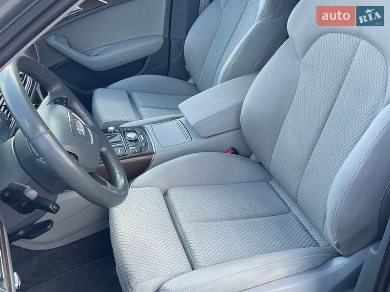 Седан Audi A6 2012 в Ровно